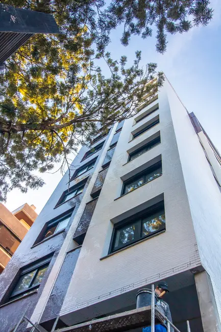 Apartamento com 3 quartos à venda, 107m2 em Bela Vista, Porto Alegre - RS - imagem 6 Foto 6 de Apartamento com 3 quartos à venda, 107m2 em Bela Vista, Porto Alegre - RS