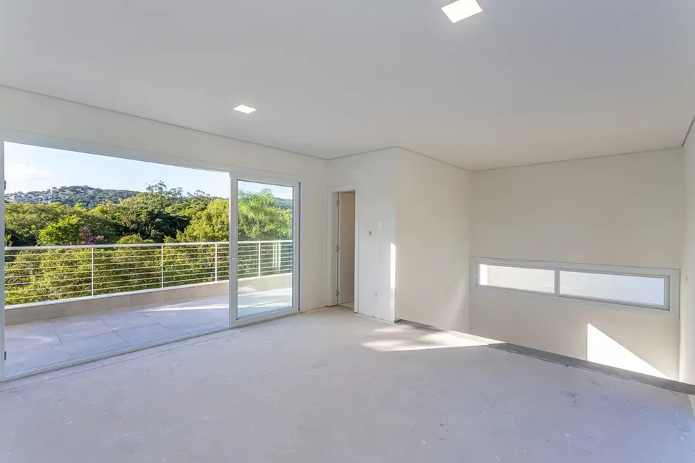 Foto 6 de Casa de Condomínio com 3 quartos à venda, 494m2 em Pedra Redonda, Porto Alegre - RS