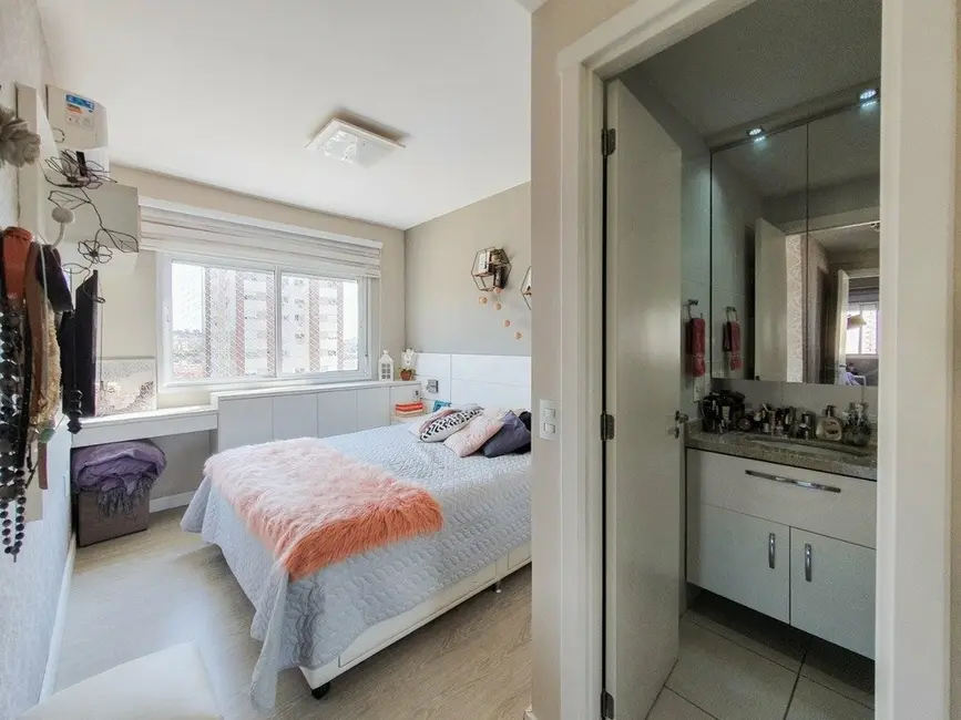 Foto 9 de Apartamento com 2 quartos à venda, 75m2 em Santana, Porto Alegre - RS