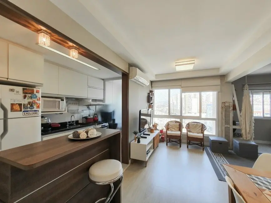 Foto 3 de Apartamento com 2 quartos à venda, 75m2 em Santana, Porto Alegre - RS