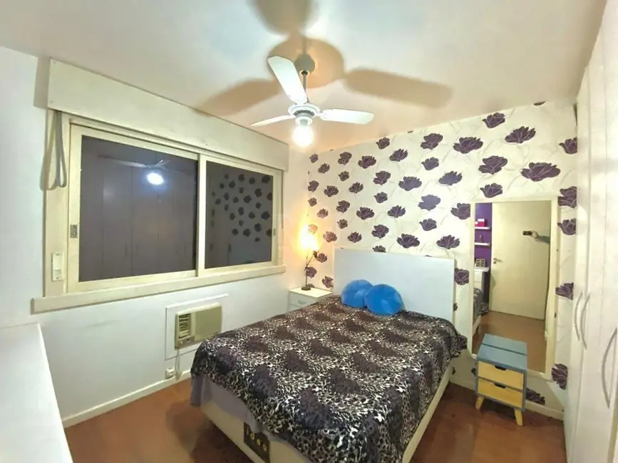 Foto 8 de Apartamento com 3 quartos à venda, 106m2 em Rio Branco, Porto Alegre - RS