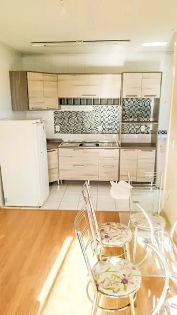 Apartamento com 2 quartos à venda, 43m2 em Fátima, Canoas - RS - imagem 5 Foto 5 de Apartamento com 2 quartos à venda, 43m2 em Fátima, Canoas - RS