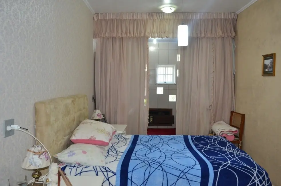 Casa com 3 quartos à venda, 113m2 em Harmonia, Canoas - RS - imagem 6 Foto 6 de Casa com 3 quartos à venda, 113m2 em Harmonia, Canoas - RS