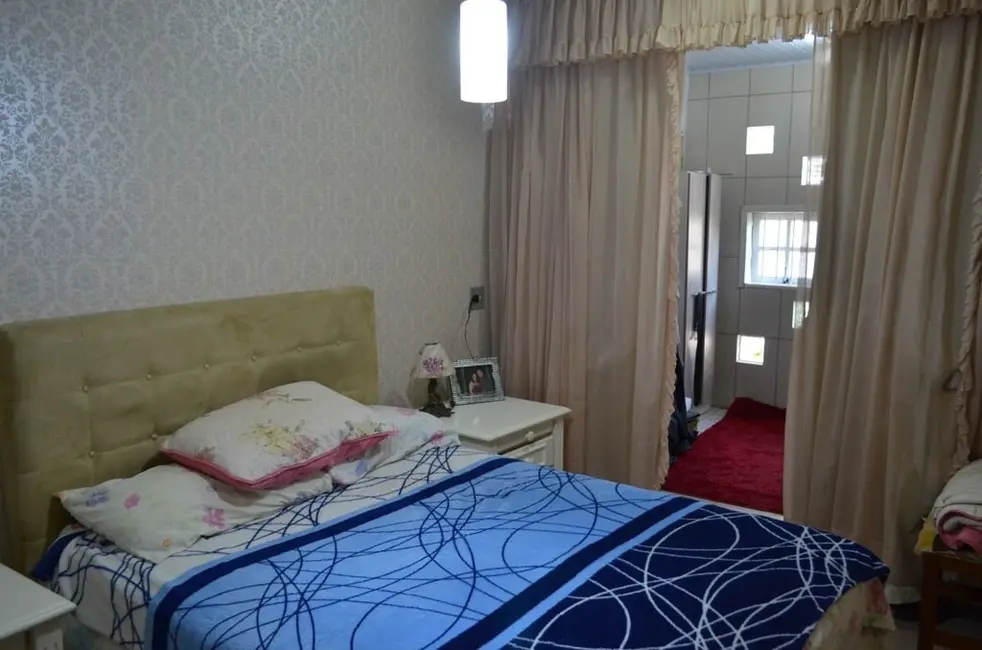 Casa com 3 quartos à venda, 113m2 em Harmonia, Canoas - RS - imagem 7 Foto 7 de Casa com 3 quartos à venda, 113m2 em Harmonia, Canoas - RS