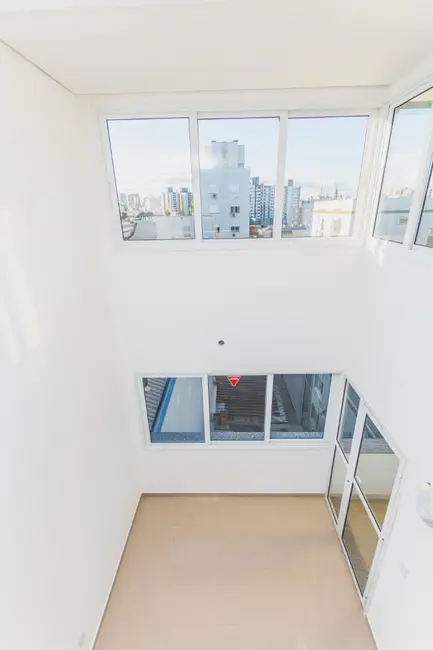 Apartamento com 2 quartos à venda, 84m2 em Menino Deus, Porto Alegre - RS - imagem 7 Foto 7 de Apartamento com 2 quartos à venda, 84m2 em Menino Deus, Porto Alegre - RS