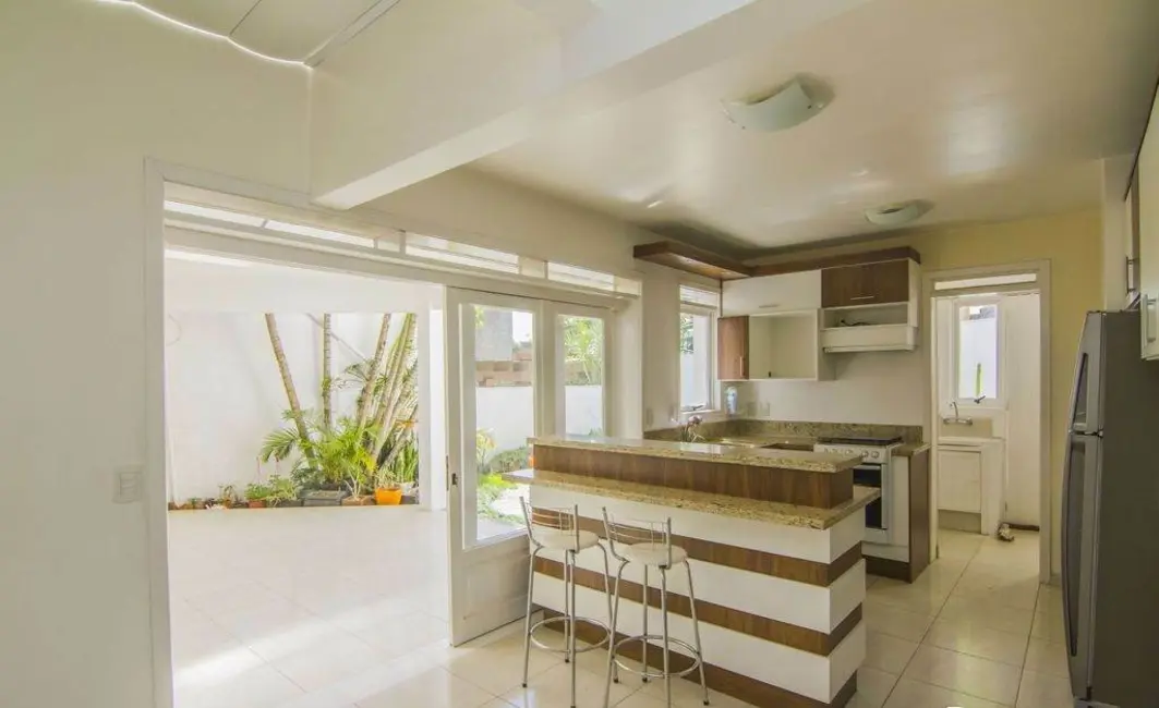 Foto 7 de Casa com 4 quartos à venda, 250m2 em Menino Deus, Porto Alegre - RS