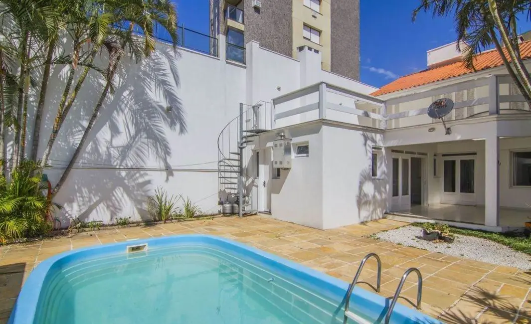 Foto 3 de Casa com 4 quartos à venda, 250m2 em Menino Deus, Porto Alegre - RS