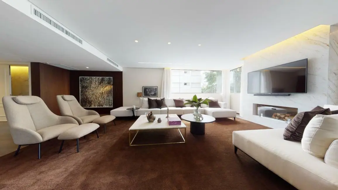 Apartamento com 3 quartos à venda, 231m2 em Higienópolis, Porto Alegre - RS - imagem 6 Foto 6 de Apartamento com 3 quartos à venda, 231m2 em Higienópolis, Porto Alegre - RS