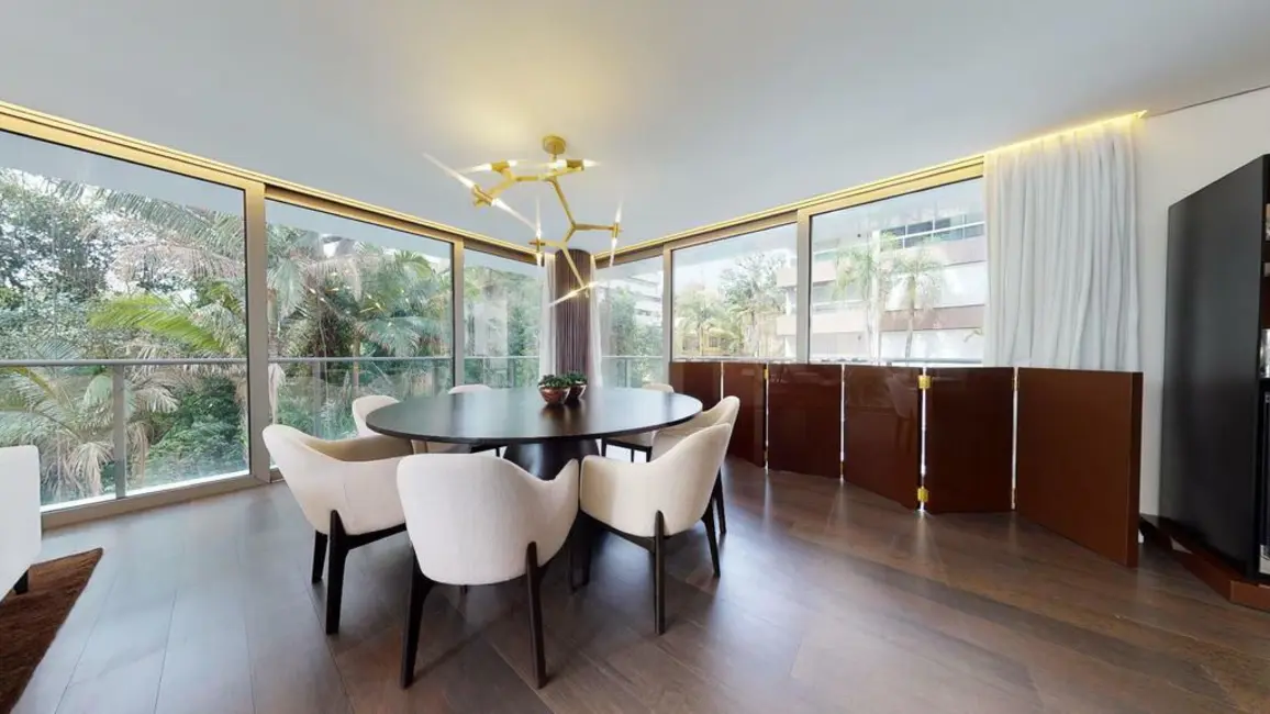 Apartamento com 3 quartos à venda, 231m2 em Higienópolis, Porto Alegre - RS - imagem 8 Foto 8 de Apartamento com 3 quartos à venda, 231m2 em Higienópolis, Porto Alegre - RS