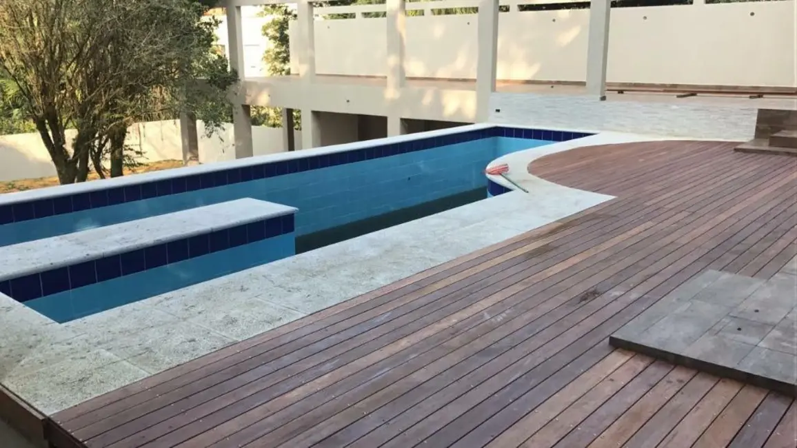 Foto 2 de Casa com 3 quartos à venda, 486m2 em Vila Assunção, Porto Alegre - RS