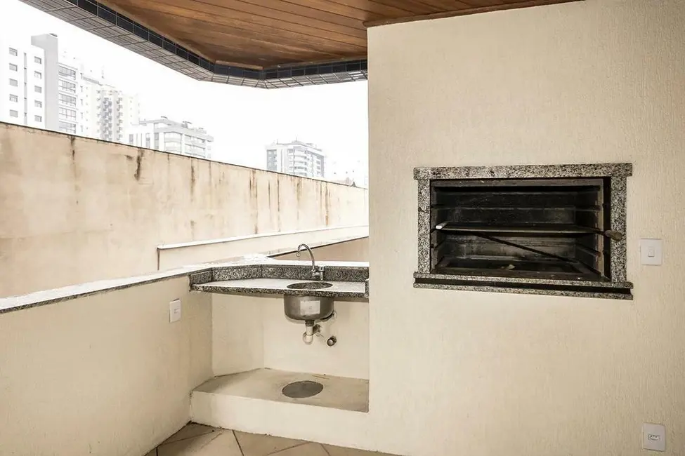 Foto 9 de Apartamento com 3 quartos à venda, 178m2 em Mont Serrat, Porto Alegre - RS