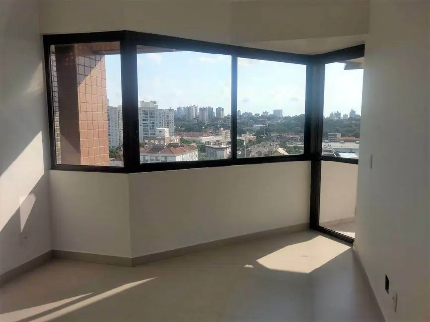 Apartamento com 3 quartos à venda, 88m2 em Passo da Areia, Porto Alegre - RS - imagem 3 Foto 3 de Apartamento com 3 quartos à venda, 88m2 em Passo da Areia, Porto Alegre - RS
