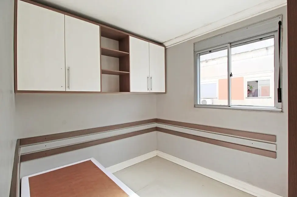 Foto 6 de Apartamento com 2 quartos à venda, 83m2 em Jardim Itu, Porto Alegre - RS