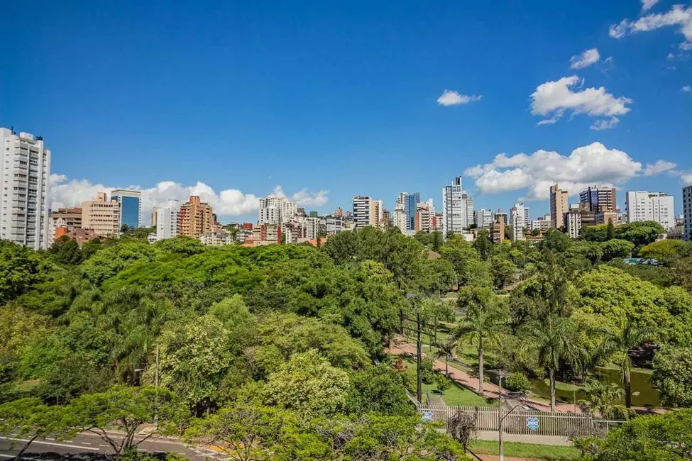 Foto 2 de Apartamento com 3 quartos à venda, 132m2 em Bela Vista, Porto Alegre - RS