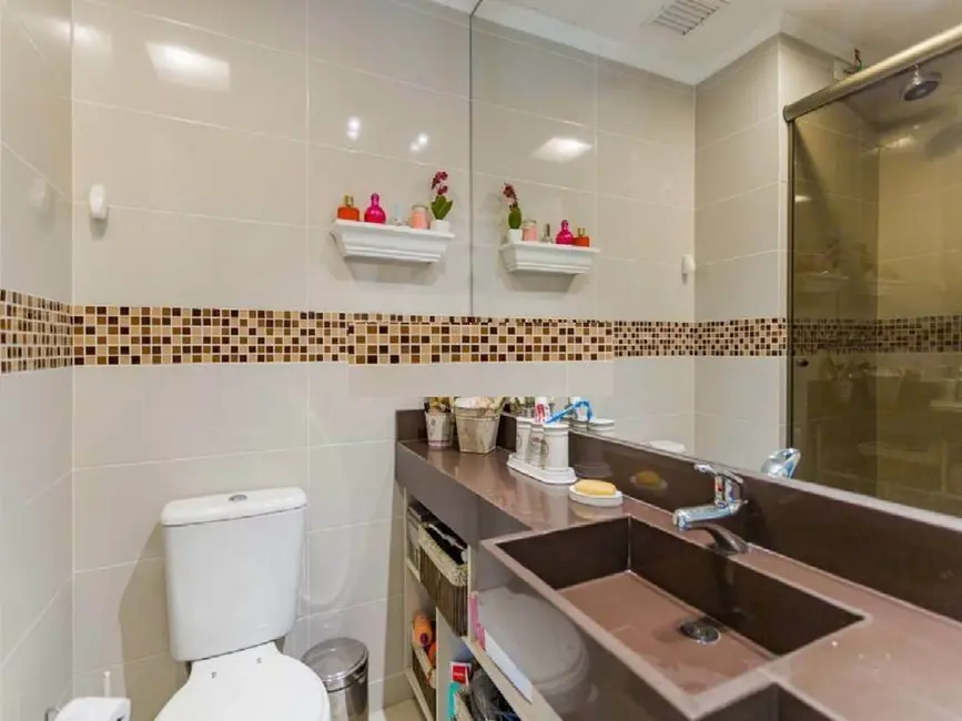 Foto 8 de Apartamento com 2 quartos à venda, 68m2 em Santana, Porto Alegre - RS