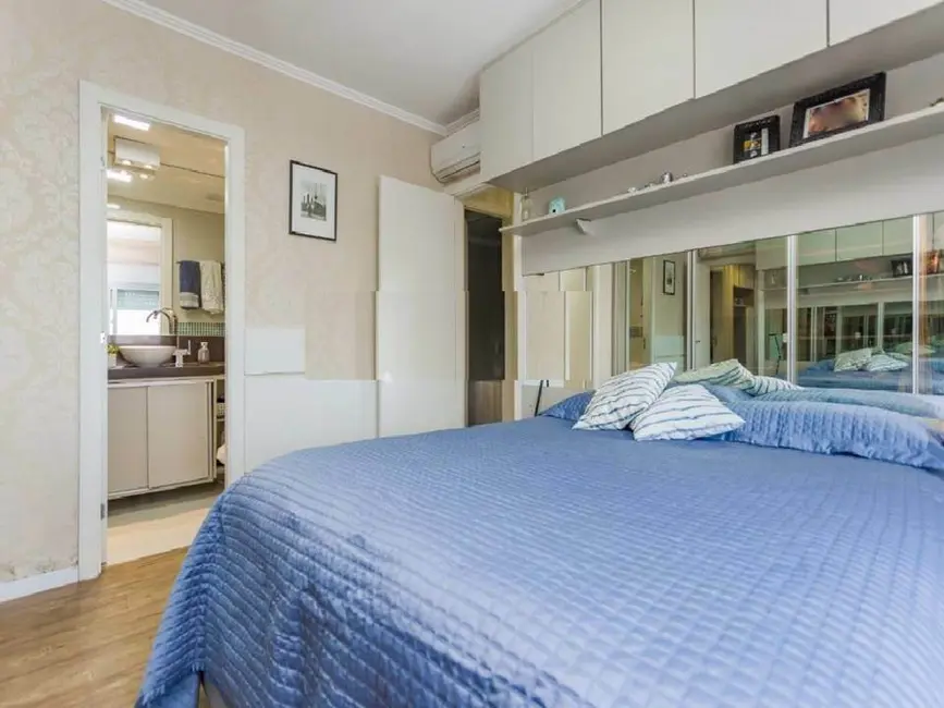 Foto 5 de Apartamento com 2 quartos à venda, 68m2 em Santana, Porto Alegre - RS