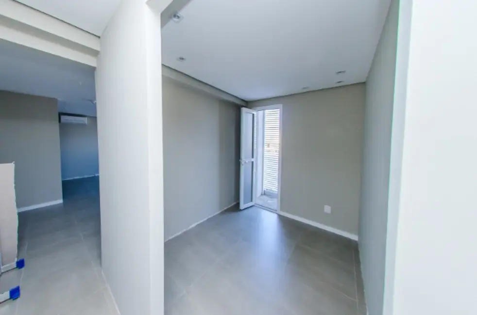 Foto 5 de Sala Comercial à venda, 38m2 em São João, Porto Alegre - RS