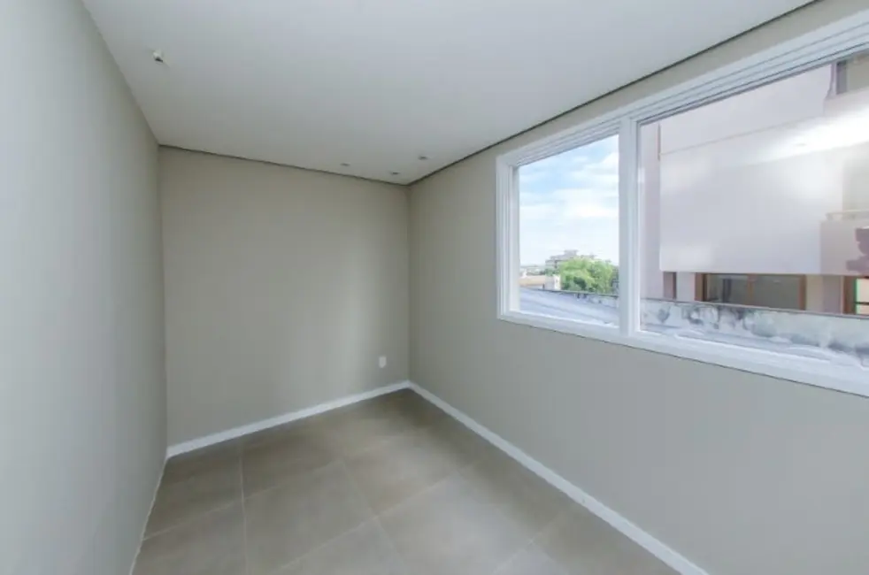 Foto 7 de Sala Comercial à venda, 38m2 em São João, Porto Alegre - RS