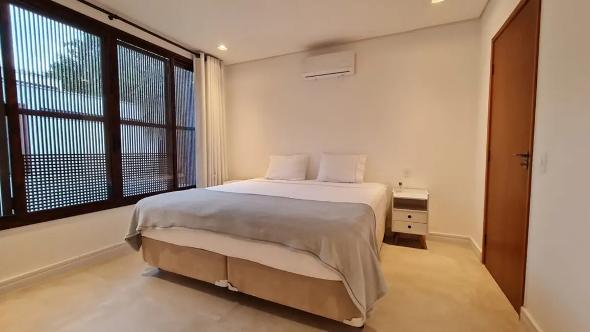 Foto 5 de Casa com 3 quartos à venda, 207m2 em Sao Sebastiao - SP