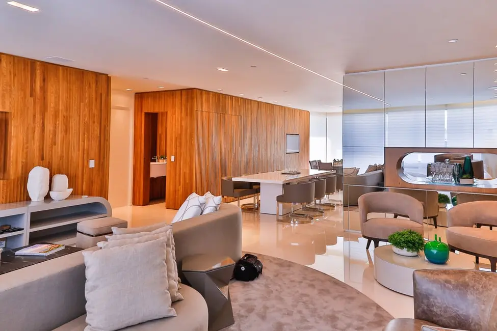 Apartamento com 4 quartos à venda, 265m2 em Centro, Balneario Camboriu - SC - imagem 5 Foto 5 de Apartamento com 4 quartos à venda, 265m2 em Centro, Balneario Camboriu - SC