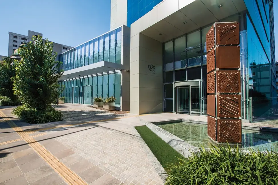 Foto 4 de Sala Comercial à venda, 40m2 em Independência, Porto Alegre - RS