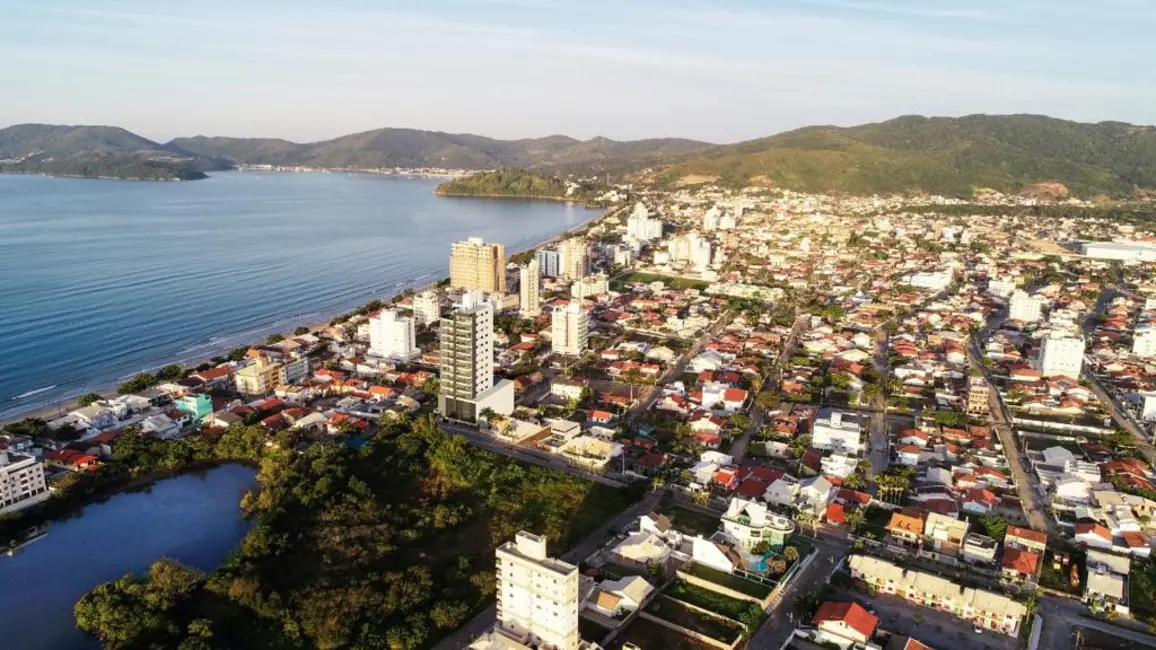 Foto 5 de Apartamento com 3 quartos à venda, 114m2 em Porto Belo - SC