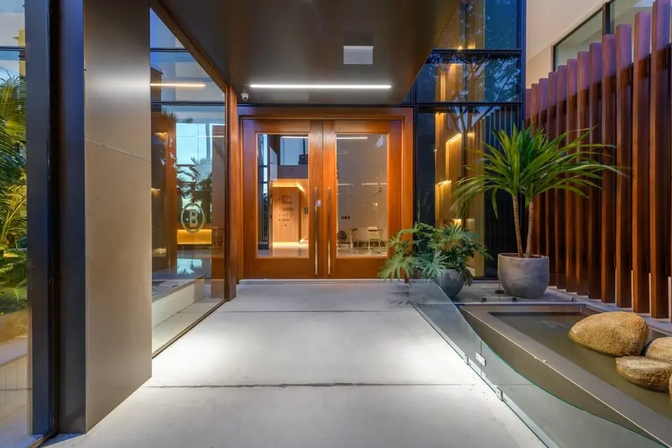 Cobertura com 4 quartos à venda, 509m2 em Bela Vista, Porto Alegre - RS - imagem 8 Foto 8 de Cobertura com 4 quartos à venda, 509m2 em Bela Vista, Porto Alegre - RS