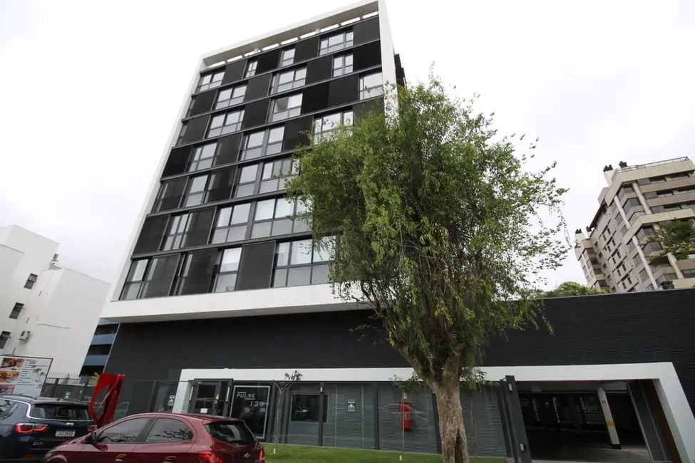 Foto 1 de Apartamento com 1 quarto à venda, 50m2 em Auxiliadora, Porto Alegre - RS