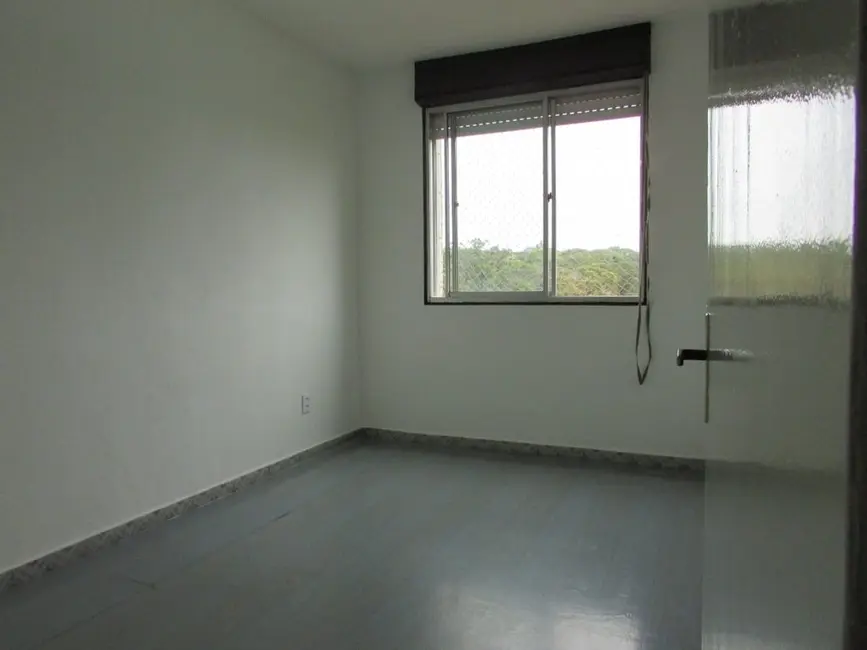 Foto 7 de Apartamento com 3 quartos à venda, 80m2 em Jardim Sabará, Porto Alegre - RS