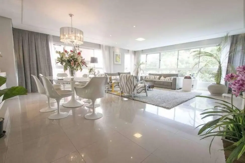 Foto 2 de Apartamento com 3 quartos à venda, 185m2 em Petrópolis, Porto Alegre - RS