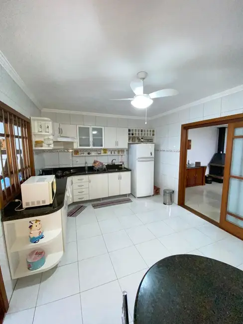 Casa com 2 quartos à venda, 170m2 em Sarandi, Porto Alegre - RS - imagem 9 Foto 9 de Casa com 2 quartos à venda, 170m2 em Sarandi, Porto Alegre - RS