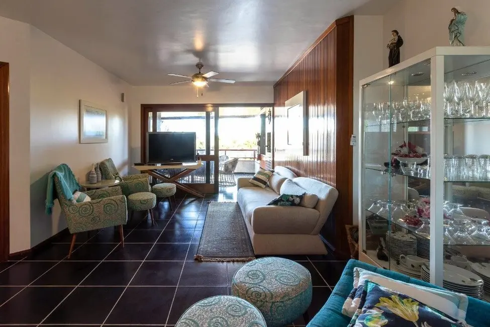 Foto 8 de Apartamento com 3 quartos à venda, 153m2 em Xangri-lá - RS