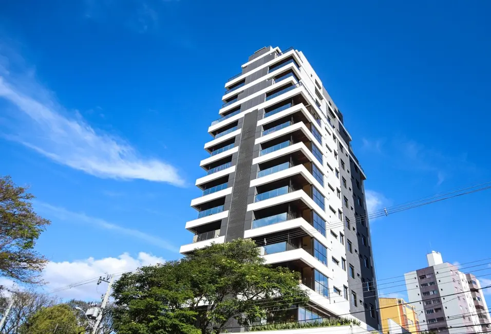Foto 2 de Apartamento com 3 quartos à venda, 226m2 em Água Verde, Curitiba - PR