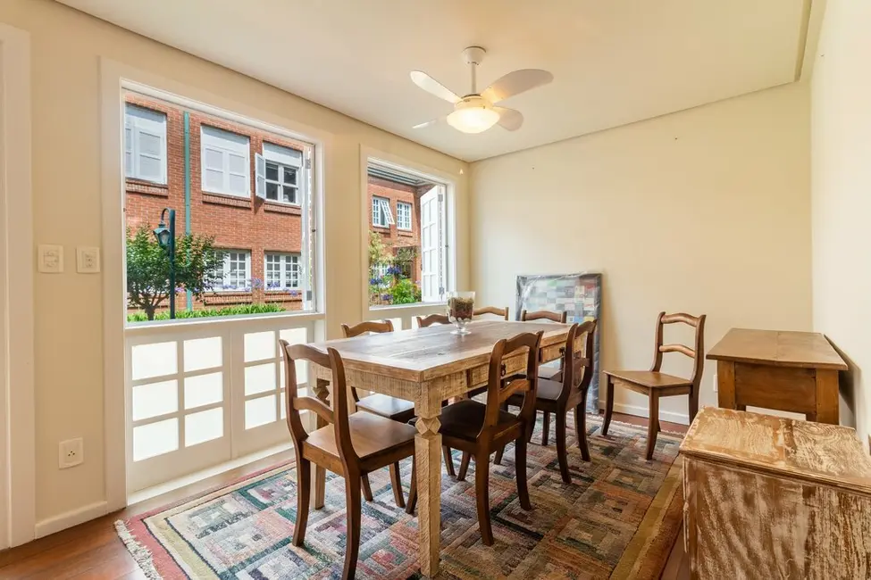 Foto 9 de Casa de Condomínio com 2 quartos à venda, 193m2 em Chácara das Pedras, Porto Alegre - RS