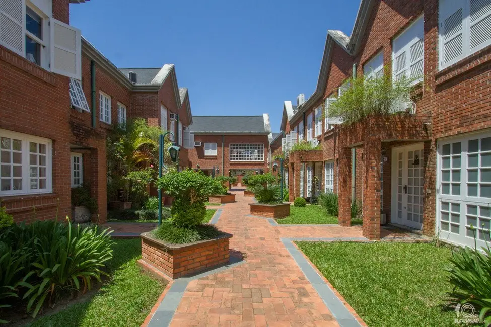 Foto 5 de Casa de Condomínio com 2 quartos à venda, 193m2 em Chácara das Pedras, Porto Alegre - RS
