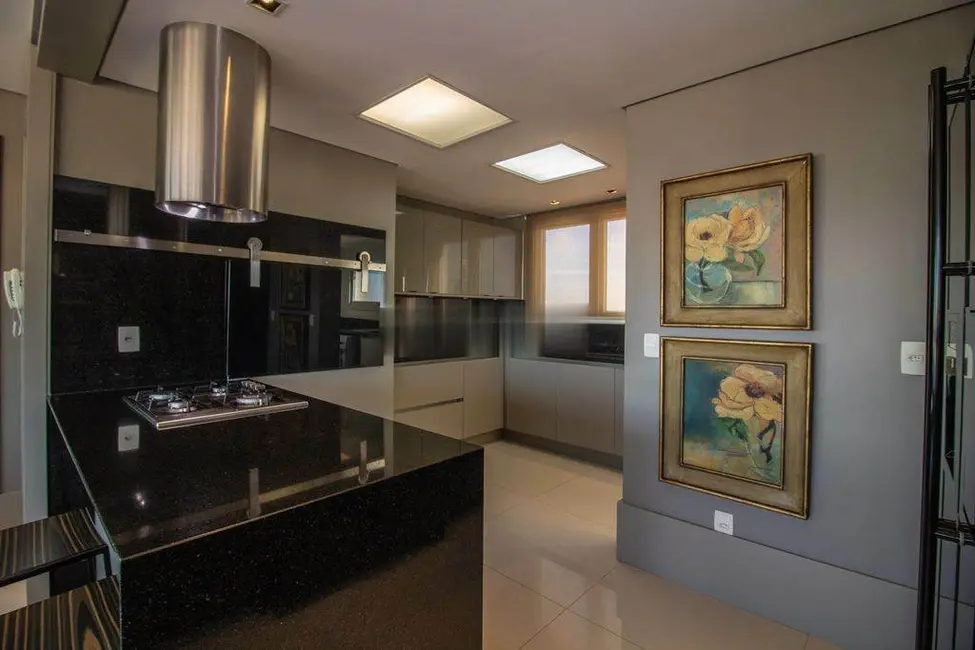 Apartamento com 3 quartos à venda, 112m2 em Petrópolis, Porto Alegre - RS - imagem 6 Foto 6 de Apartamento com 3 quartos à venda, 112m2 em Petrópolis, Porto Alegre - RS