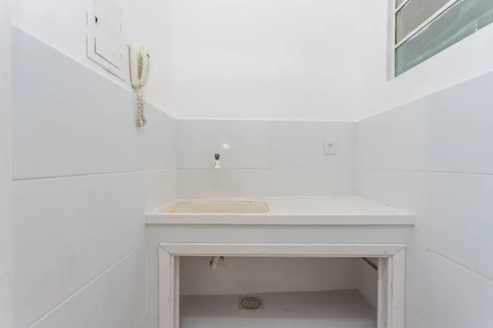 Apartamento com 1 quarto à venda, 23m2 em Centro Histórico, Porto Alegre - RS - imagem 9 Foto 9 de Apartamento com 1 quarto à venda, 23m2 em Centro Histórico, Porto Alegre - RS