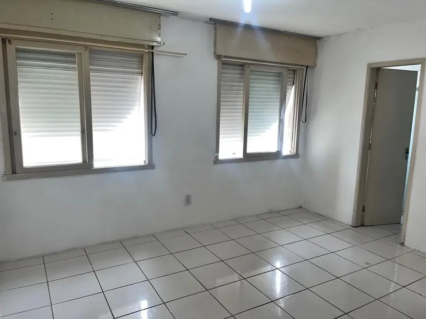 Apartamento com 1 quarto à venda, 30m2 em Jardim Leopoldina, Porto Alegre - RS - imagem 3 Foto 3 de Apartamento com 1 quarto à venda, 30m2 em Jardim Leopoldina, Porto Alegre - RS