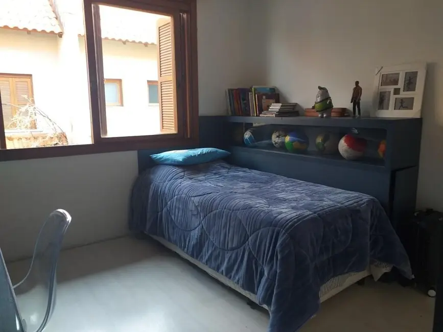 Casa de Condomínio com 3 quartos à venda, 230m2 em Santa Tereza, Porto Alegre - RS - imagem 9 Foto 9 de Casa de Condomínio com 3 quartos à venda, 230m2 em Santa Tereza, Porto Alegre - RS