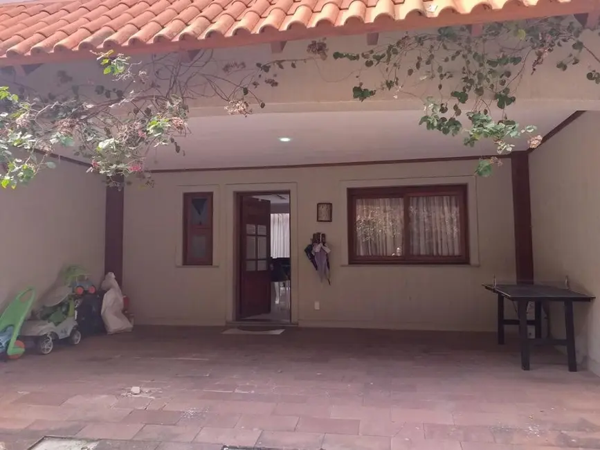 Foto 1 de Casa de Condomínio com 3 quartos à venda, 230m2 em Santa Tereza, Porto Alegre - RS