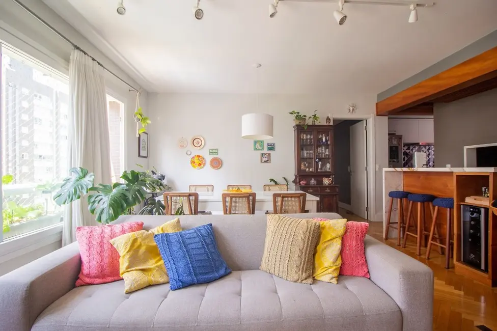 Apartamento com 3 quartos à venda, 128m2 em Menino Deus, Porto Alegre - RS - imagem 4 Foto 4 de Apartamento com 3 quartos à venda, 128m2 em Menino Deus, Porto Alegre - RS