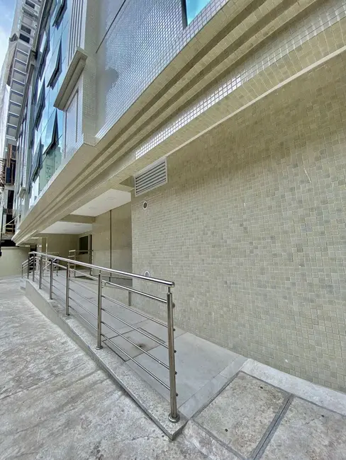 Foto 5 de Apartamento com 3 quartos à venda, 175m2 em Meia Praia, Itapema - SC