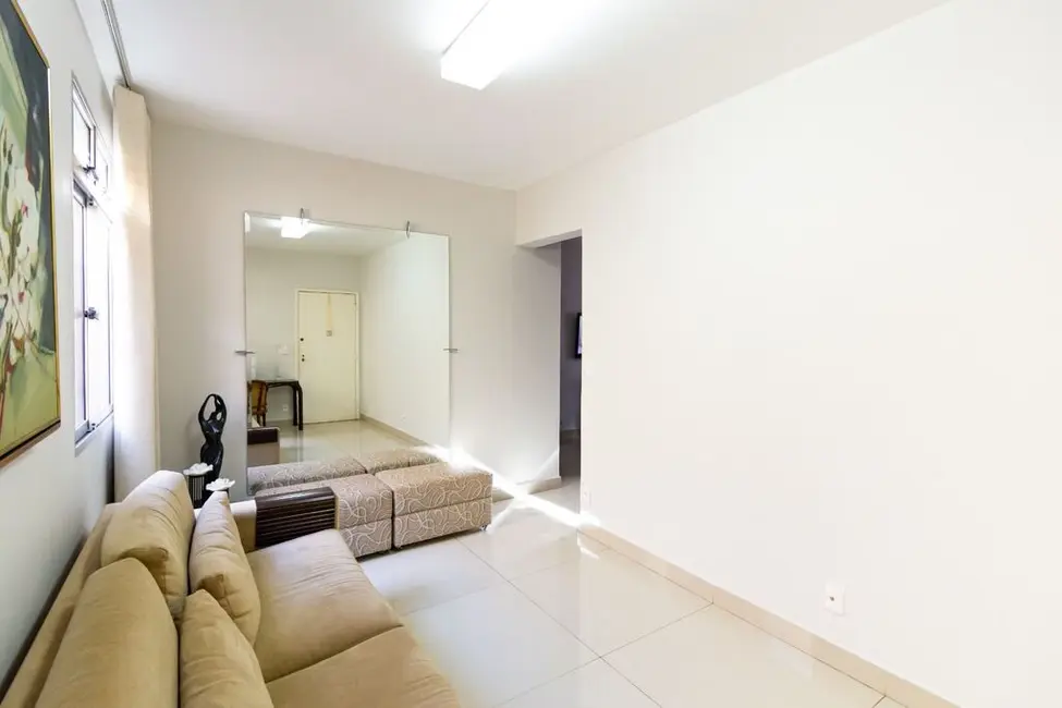 Foto 2 de Apartamento com 3 quartos à venda, 105m2 em Santa Lúcia, Belo Horizonte - MG