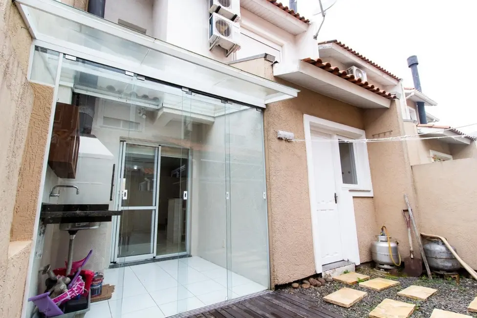 Foto 8 de Casa de Condomínio com 2 quartos à venda, 83m2 em Cachoeirinha - RS