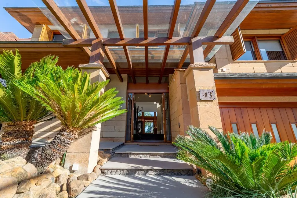 Casa com 4 quartos à venda, 498m2 em Ipanema, Porto Alegre - RS - imagem 4 Foto 4 de Casa com 4 quartos à venda, 498m2 em Ipanema, Porto Alegre - RS