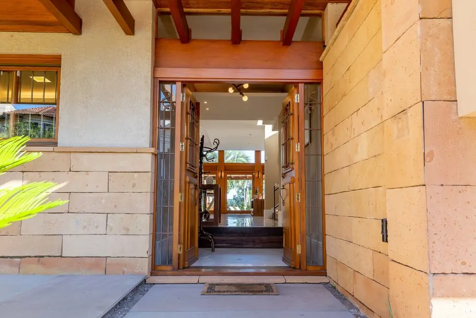 Casa com 4 quartos à venda, 498m2 em Ipanema, Porto Alegre - RS - imagem 5 Foto 5 de Casa com 4 quartos à venda, 498m2 em Ipanema, Porto Alegre - RS