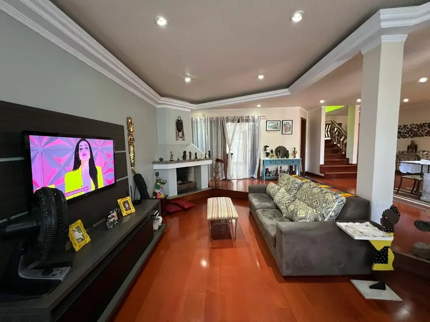 Casa com 3 quartos à venda, 307m2 em Estância Velha, Canoas - RS - imagem 4 Foto 4 de Casa com 3 quartos à venda, 307m2 em Estância Velha, Canoas - RS