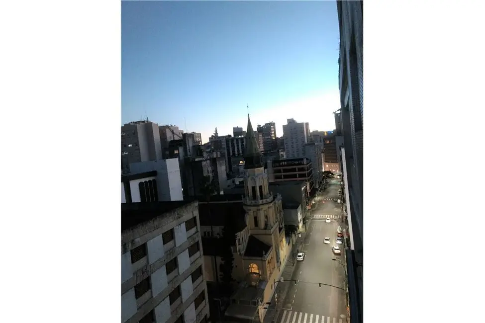 Apartamento com 1 quarto à venda, 40m2 em Centro Histórico, Porto Alegre - RS - imagem 3 Foto 3 de Apartamento com 1 quarto à venda, 40m2 em Centro Histórico, Porto Alegre - RS