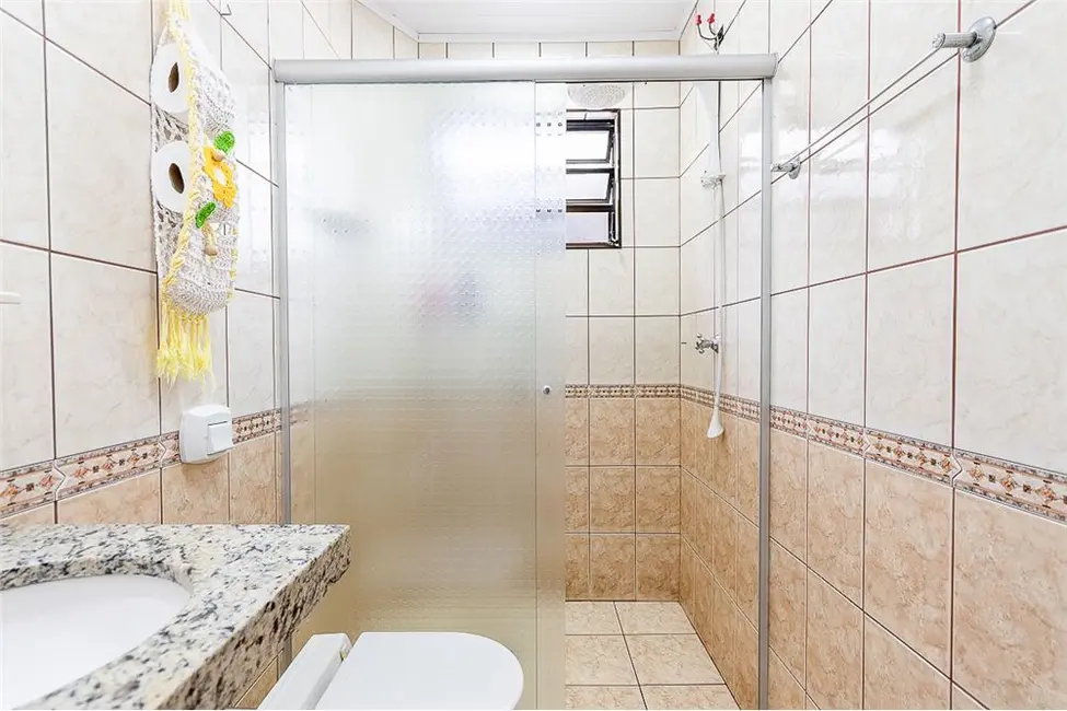 Foto 8 de Casa com 3 quartos à venda, 231m2 em Vila Carmosina, São Paulo - SP