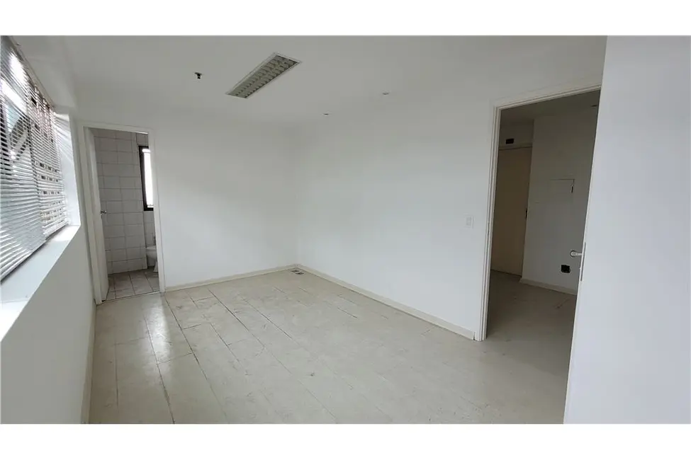 Loja à venda, 30m2 em Vila Mariana, São Paulo - SP - imagem 8 Foto 8 de Loja à venda, 30m2 em Vila Mariana, São Paulo - SP